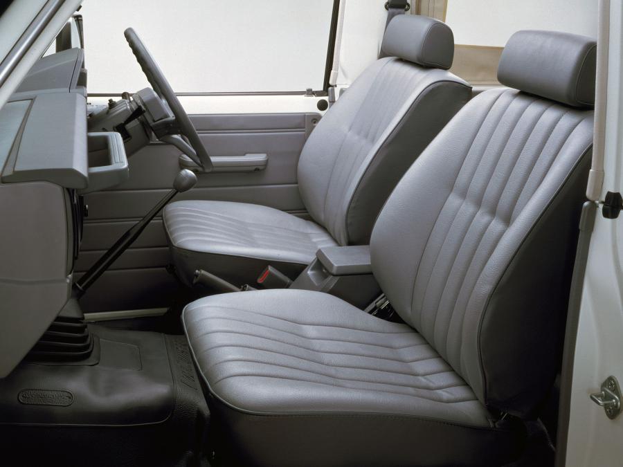  Toyota Land Cruiser 70 (PZJ70) 1990 года  (фото 11 из 11)